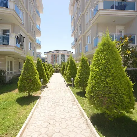 Apartment Gardenya House