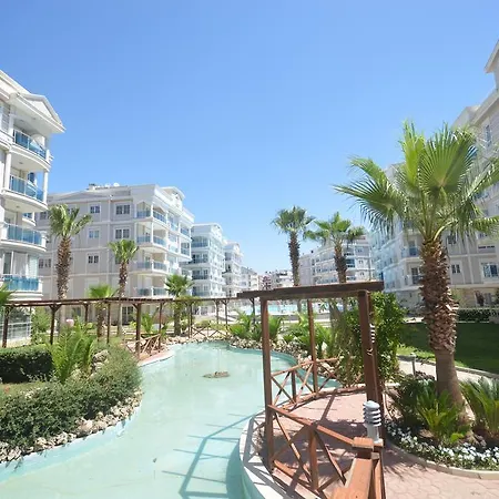 Apartment Gardenya House